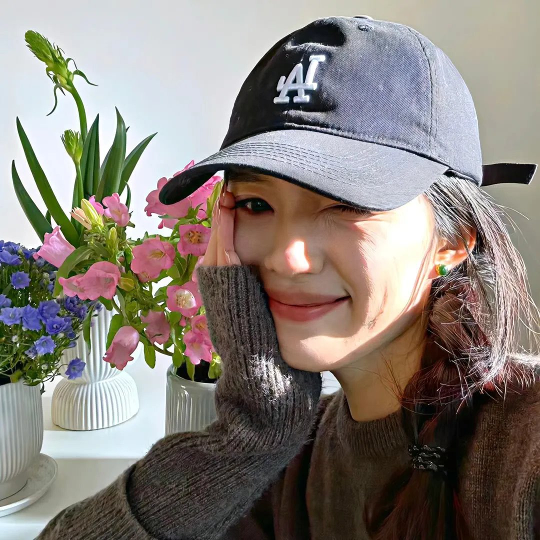 地板下的小矮人